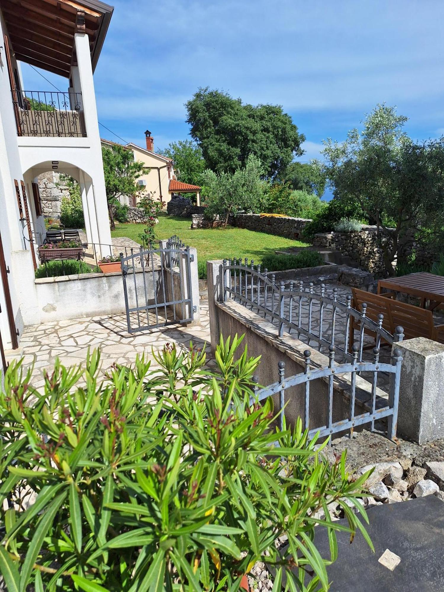 Peaceful Apartment With Beautiful Sea View Rabac Zewnętrze zdjęcie